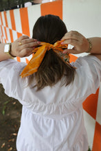 Load image into Gallery viewer, Tennessee VOLS Twilly Scarf