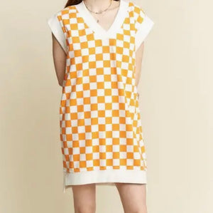 Oversized V-Neck Checker Dress